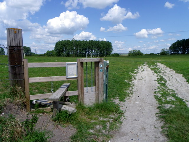 Charlton St Peter walking