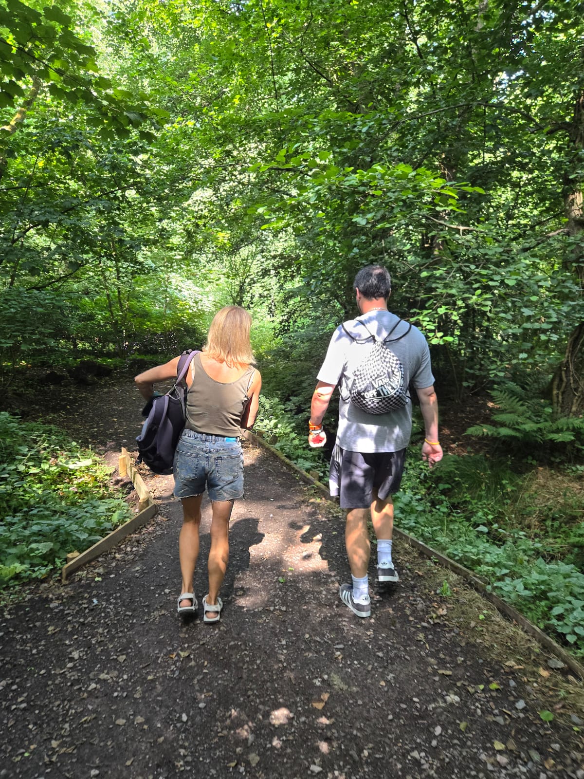42 Walking through Scotchel Nature Reserve